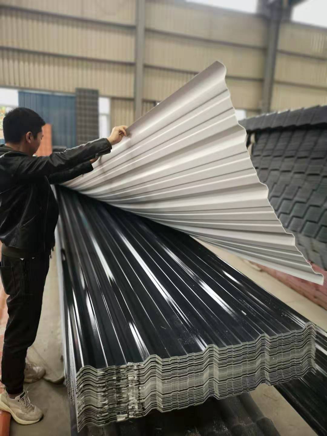 pvc塑鋼瓦施工時(shí)需要注意些什么方面？