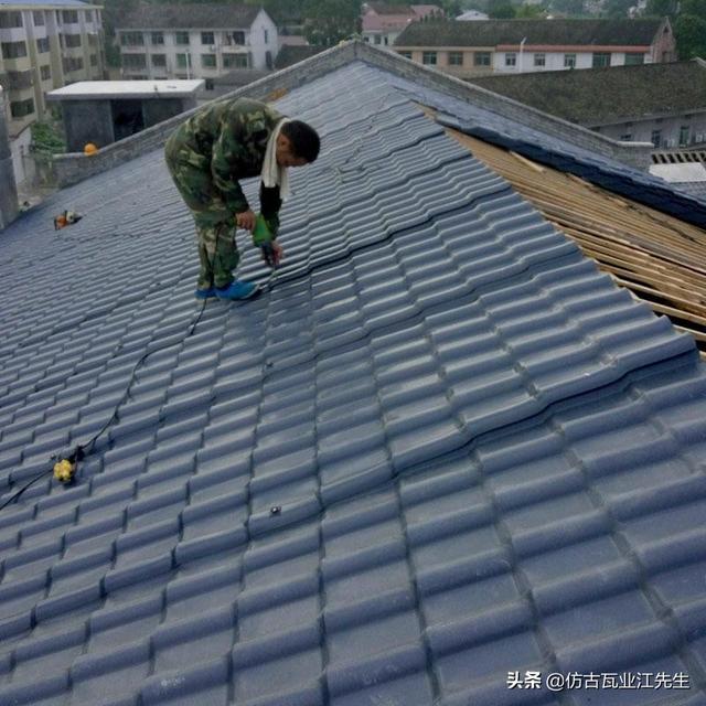 導(dǎo)讀：農(nóng)村蓋房用樹脂瓦適合嗎？聽完行家的分析，恍然大悟