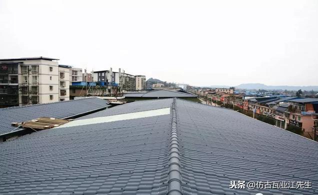 鐵瓦換成了樹脂瓦，龍泉驛區(qū)這些屋面有了大變樣！龍泉人的大機遇